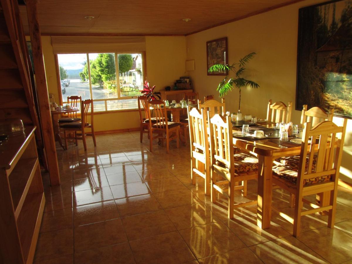 Hotel Patagonia Swiss House Puerto Natales Exterior foto